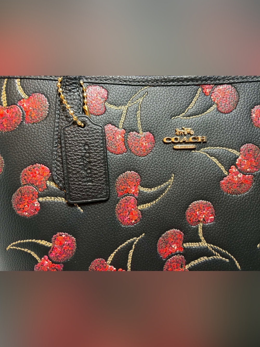 π Rare COACH City Tote in Glitter Cherry Print β NWOT W/Cherry Wristlet NWT - Picture 8 of 12